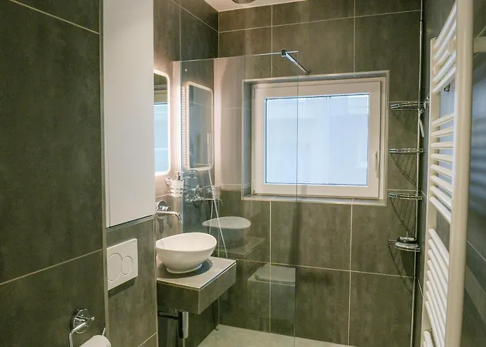 Modern Gelijkvloers Gezinsappartement Knokke-Heist