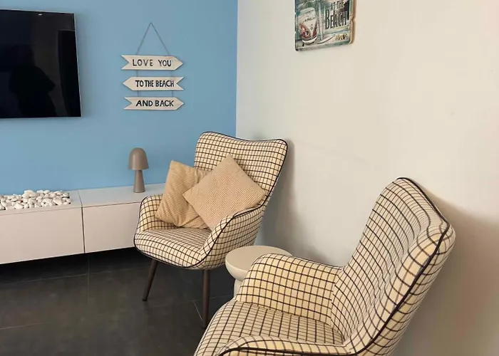 Modern Gelijkvloers Gezinsappartement شقة